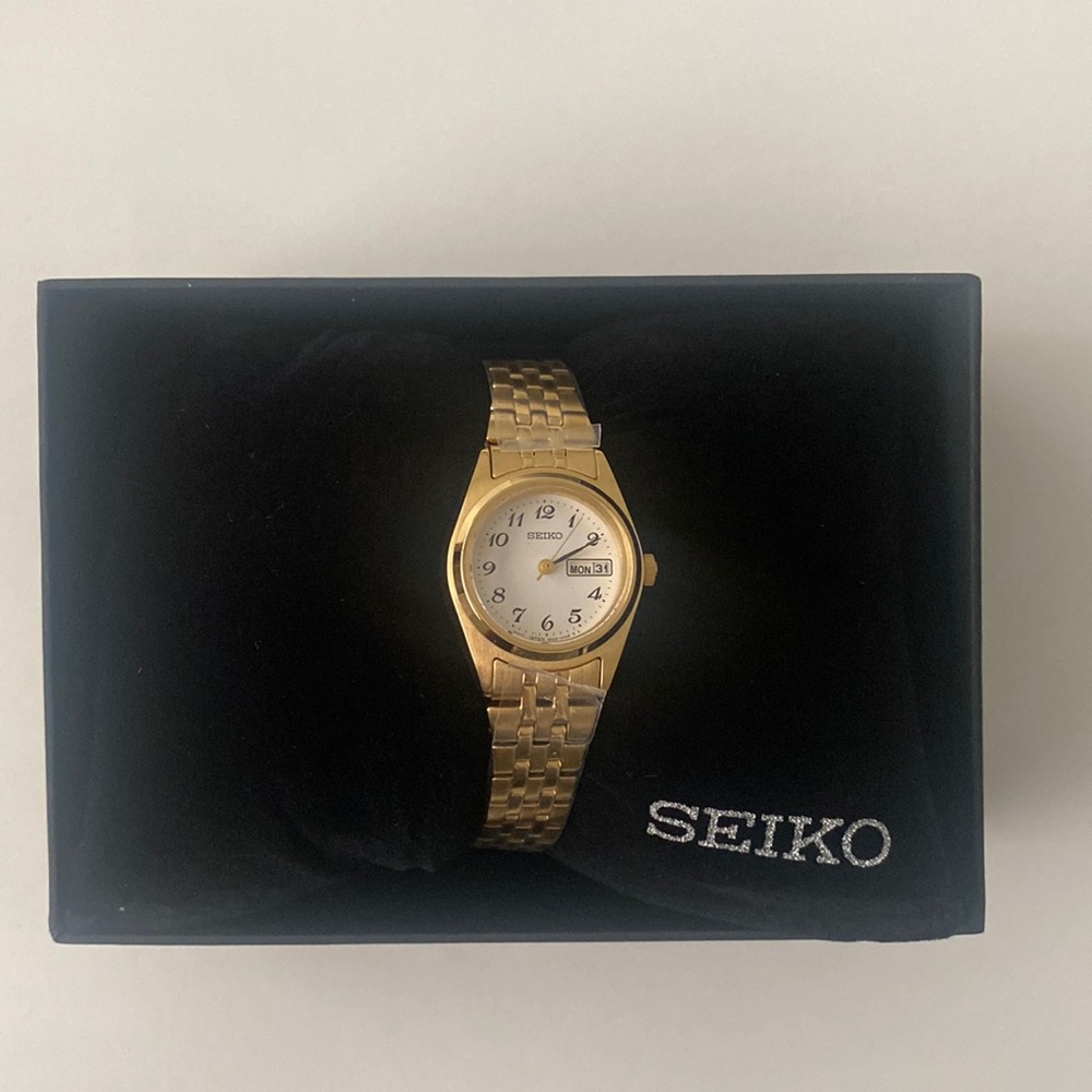 Womens watch